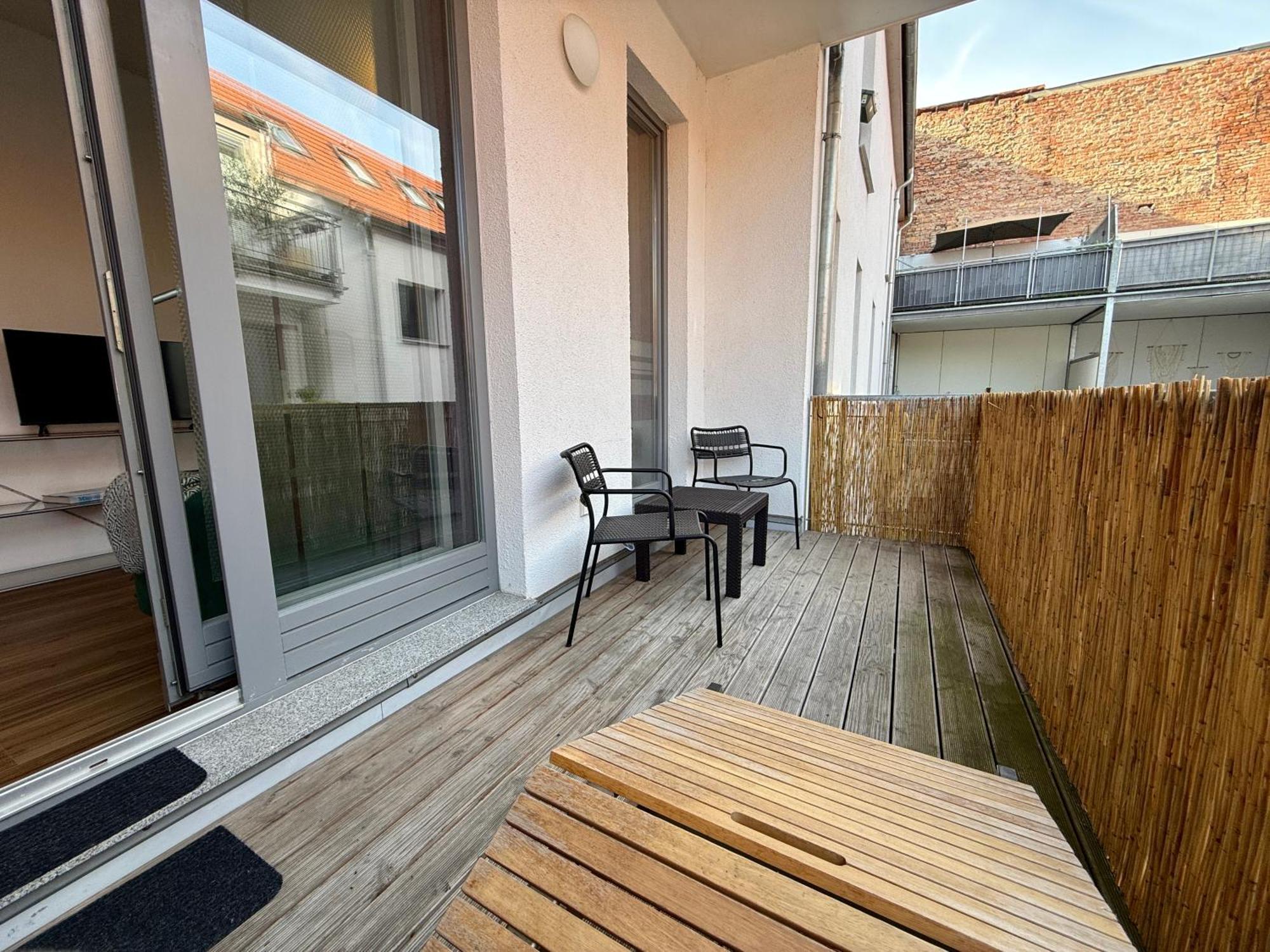 Balkon, Zentral, Modern, Erfurt City Bagian luar foto